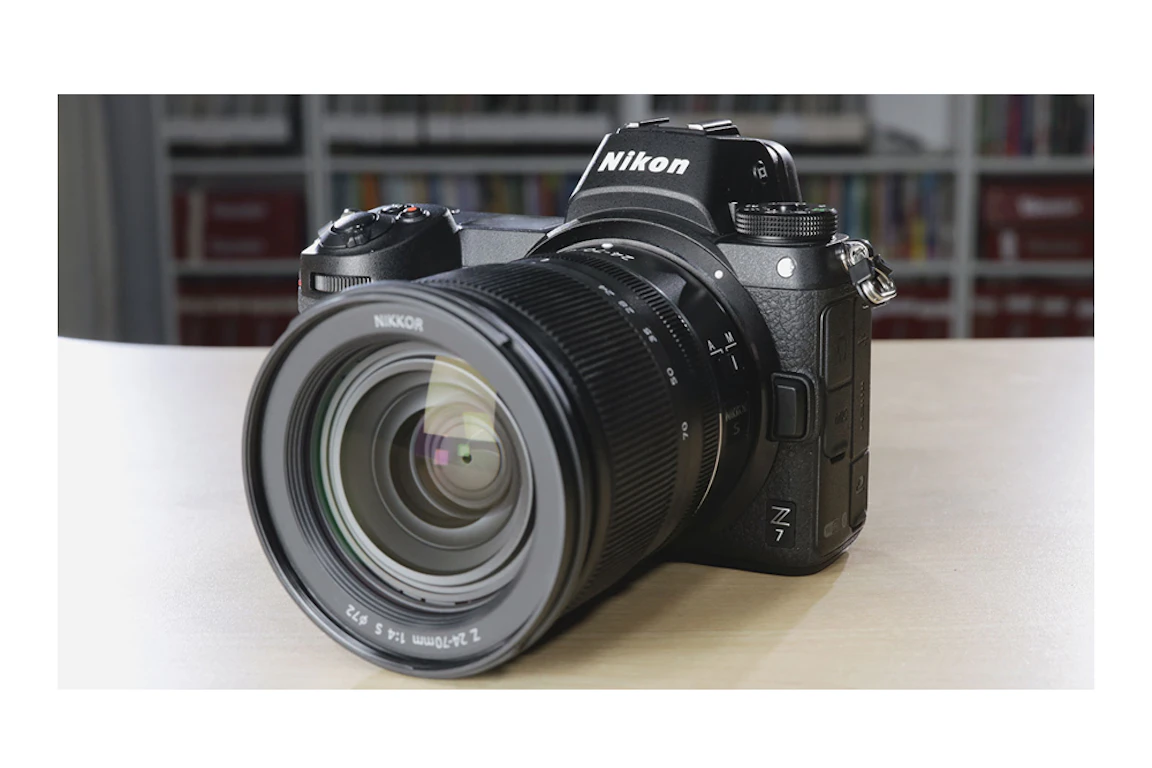 NIKON Z7 ボディ撮影枚数3919枚 少しワケアリ 2026年版】Nikon Z7のレビュー比較まとめ 風景・スタジオ撮影向け